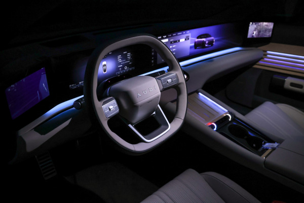试驾奥迪E5 Sportback：第一台带quattro的智能电动车，一台颜值能打的驾驶者之车